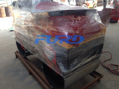 福瑞得機(jī)械1噸座駕壓路機(jī)，小型單鋼輪壓路機(jī)包裝完畢及時(shí)發(fā)貨